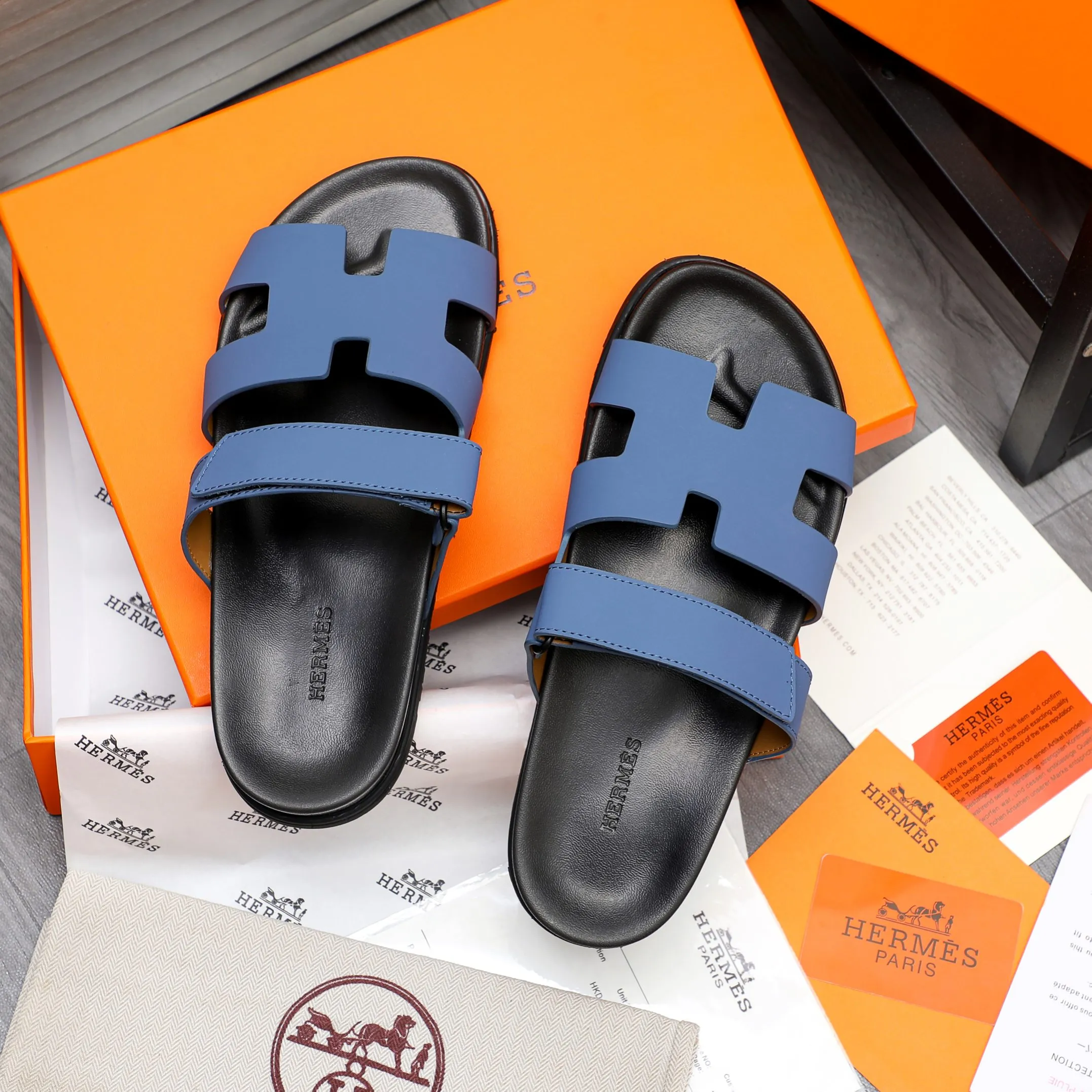 Men's shoes 💰340 Product trademark: Hermes "Hermes" Couple's slippers Regular size: 36-46 Product material: Selected matte cowhide upper, microfiber lining, original outsole